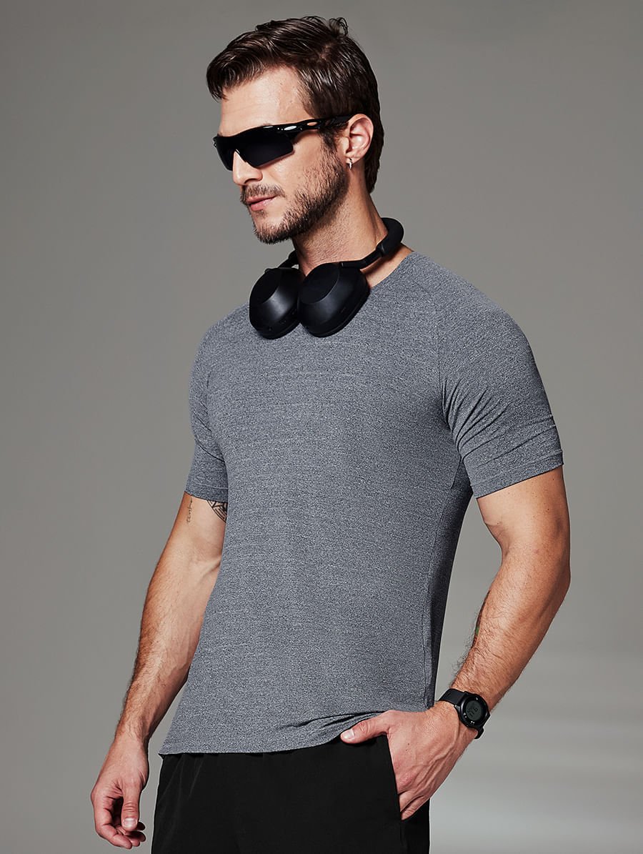 Camiseta Fitness Masculina Raglan Manga Curta Cinza Mescla — foto 2