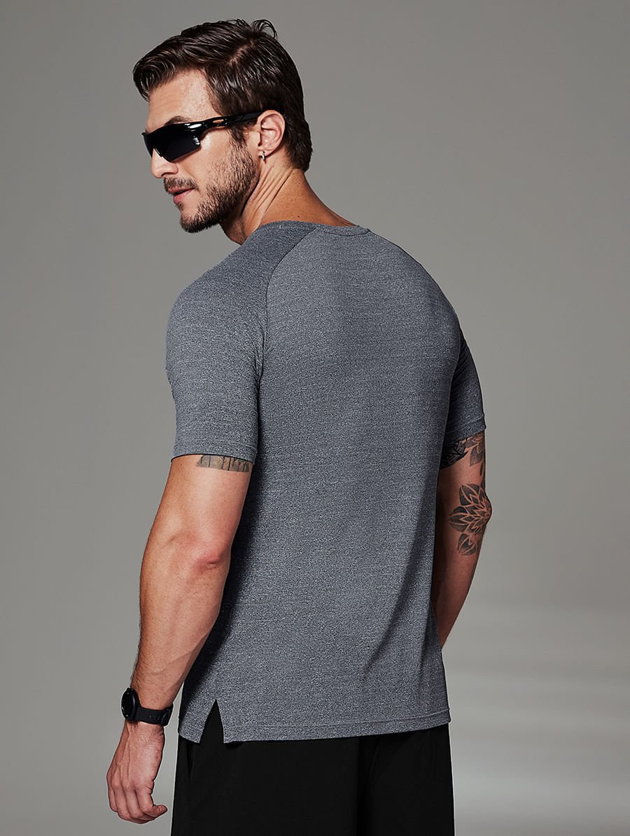 Camiseta Fitness Masculina Raglan Manga Curta Cinza Mescla — foto 3