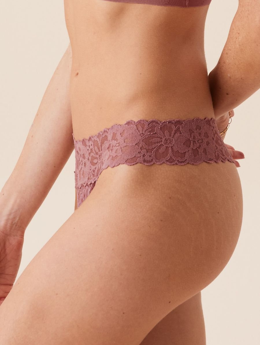 Calcinha Fio Dental Em Renda Rosa Collant Nude Lace — foto 4