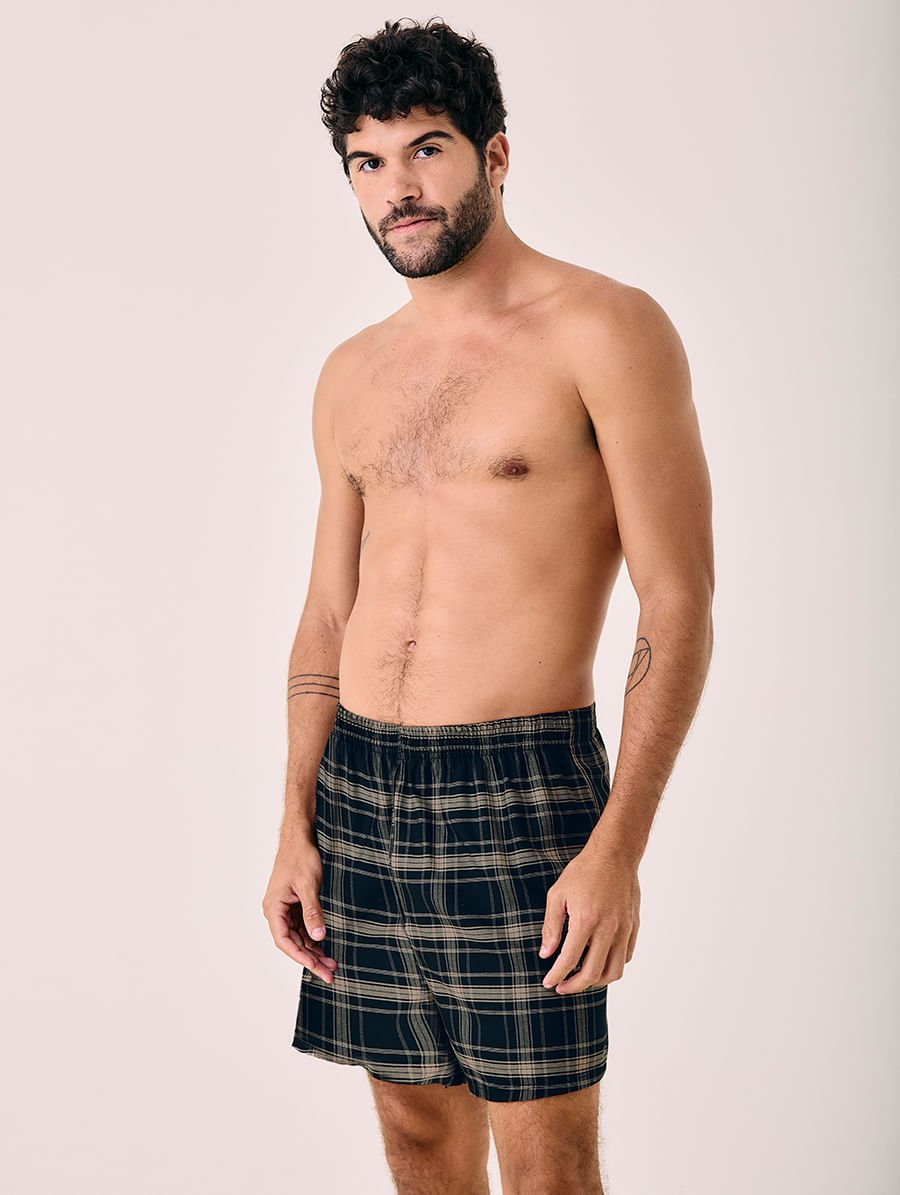 Short Masculino Em Viscose Estampada Estampa Xadrez Preto Com Mascavo — foto 1