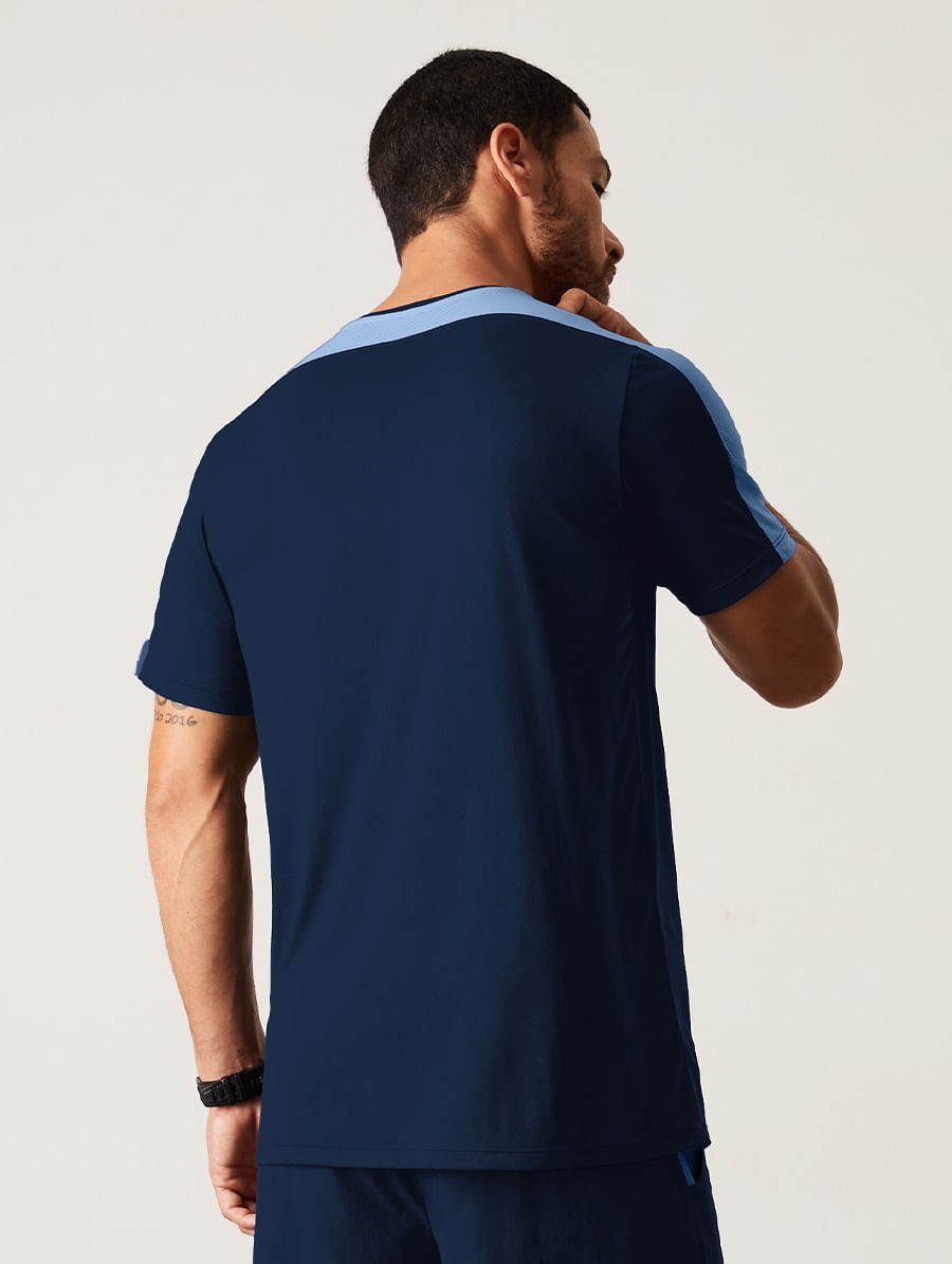 Camiseta Fitness Masculina Com Costas Texturizada Bicolor Azul Marinho Navy/azul Ginga — foto 2
