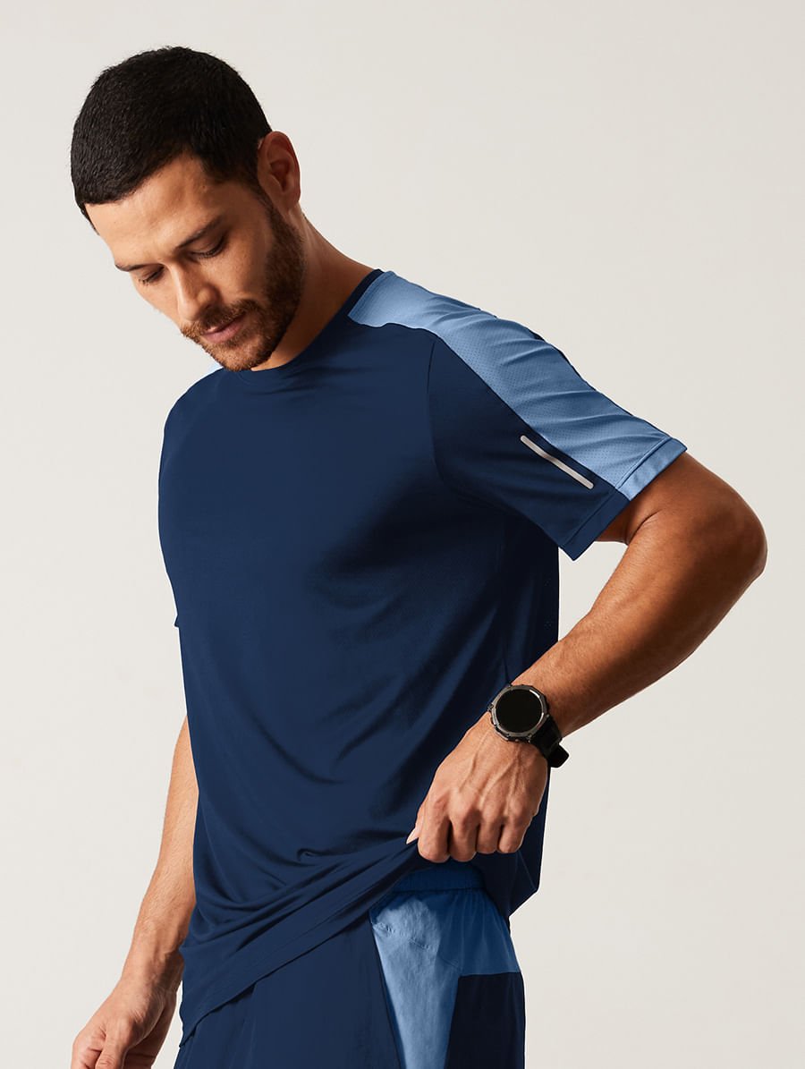Camiseta Fitness Masculina Com Costas Texturizada Bicolor Azul Marinho Navy/azul Ginga — foto 3